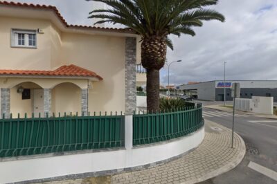 Portuguese, English and Spanish by Fá