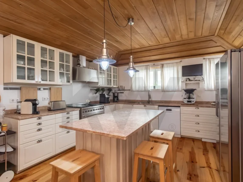 Livin' Real Estate | KW Realtors