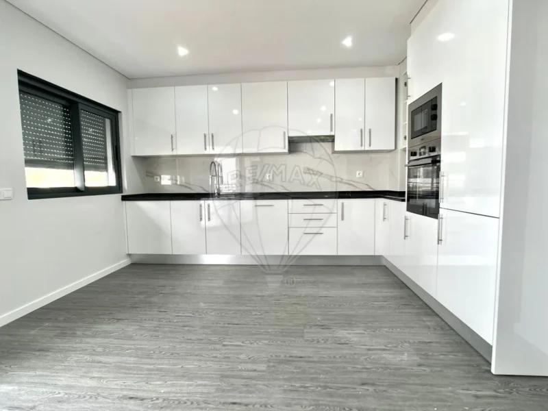Maxidomus, Soc. de Mediação Imobiliária, Lda