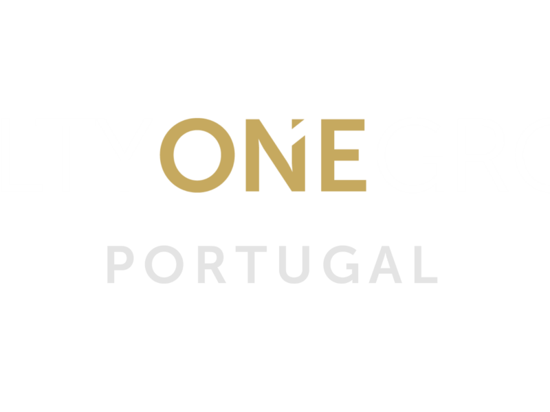 REALTY ONE PREMIUM