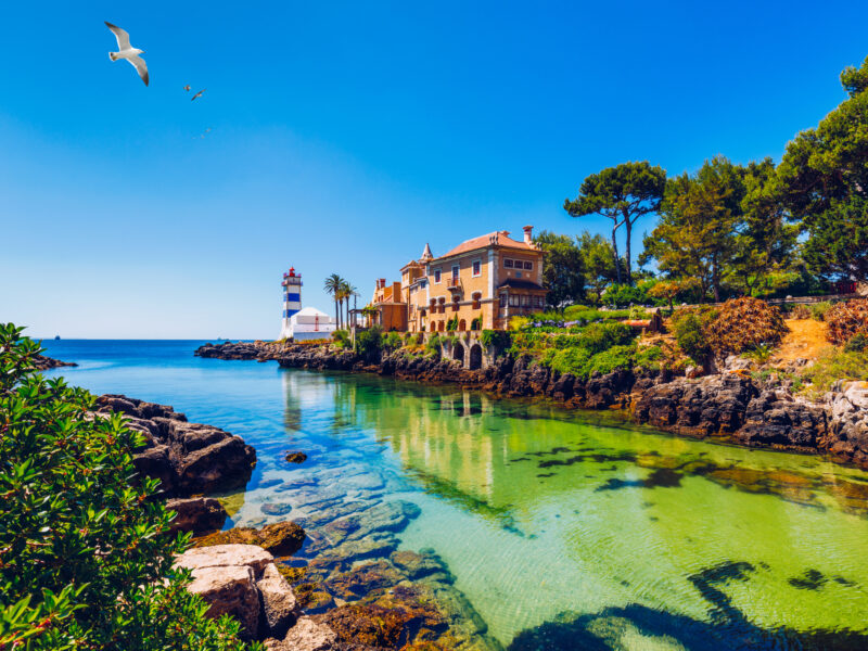 Victoria Serviços Imobiliários - Luxury Property Specialist