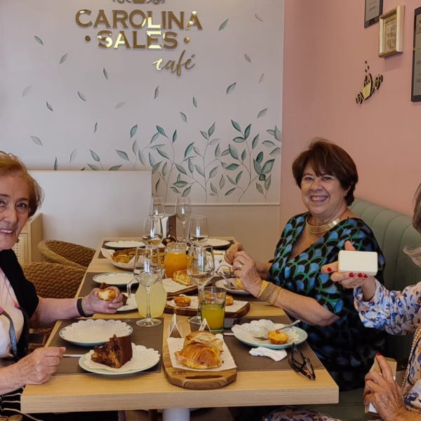 Carolina Sales Café - Estoril