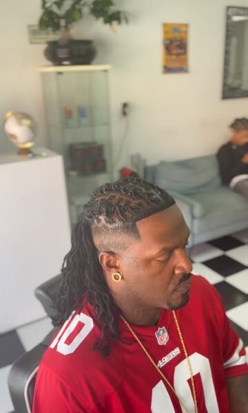 Carlinhos Varela Barbeiros