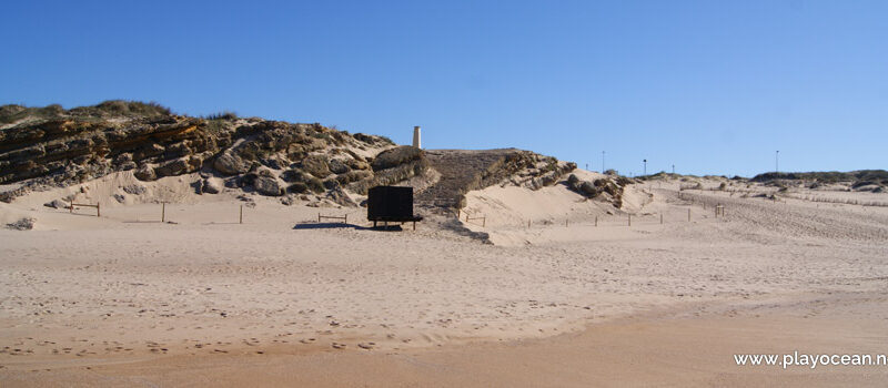 Cresmina Beach Bar