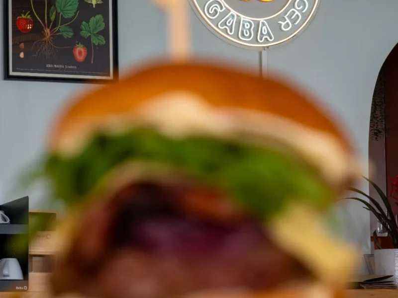 Mangaba Brunch Burger | Restaurante em Carcavelos - Brunch, Almoço & Jantar