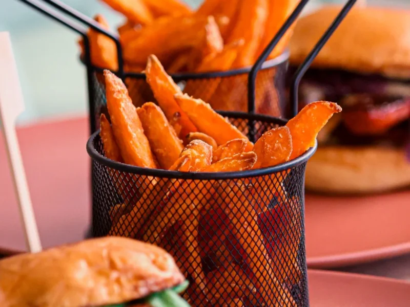 Mangaba Brunch Burger | Restaurante em Carcavelos - Brunch, Almoço & Jantar