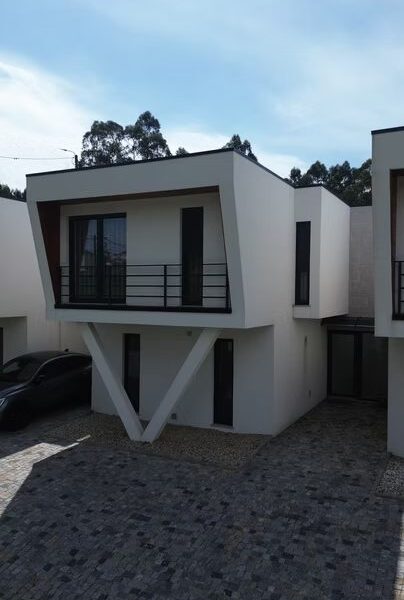 JGDS Casas Modulares (Escritorio de Cascais)