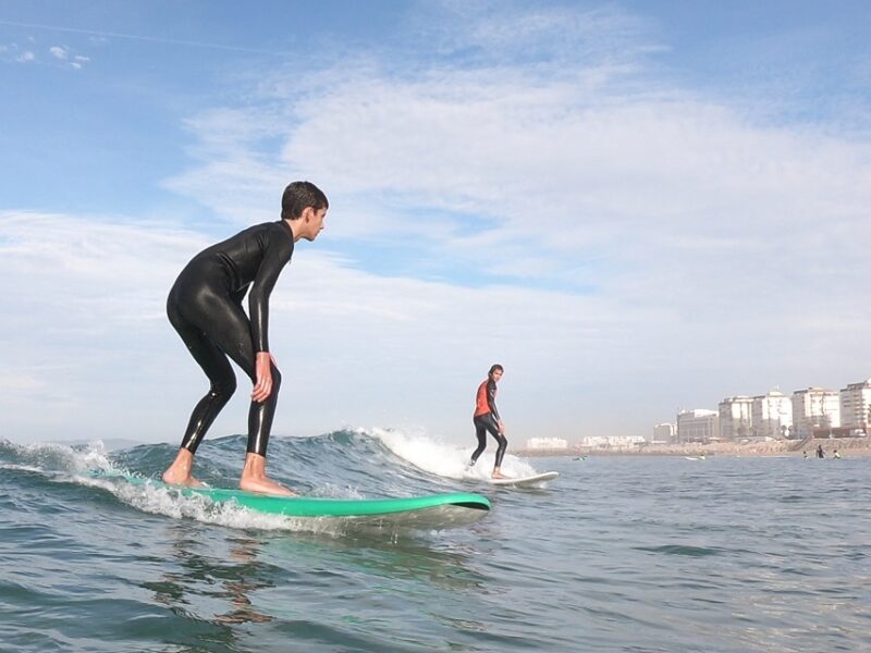 7ª Essência Surf & Bodyboard School in Carcavelos Beach