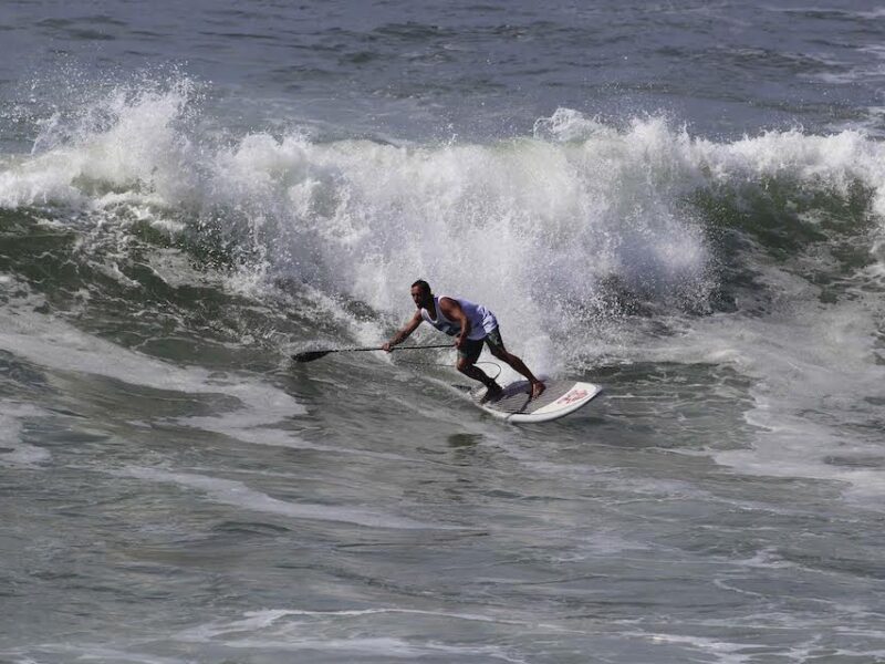 7ª Essência Surf & Bodyboard School in Carcavelos Beach