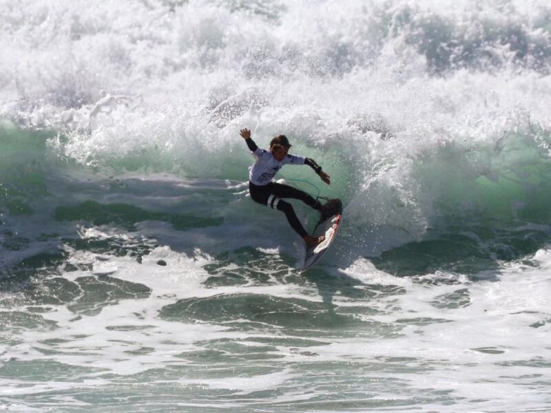 Academia Profissional de Surf (APS)