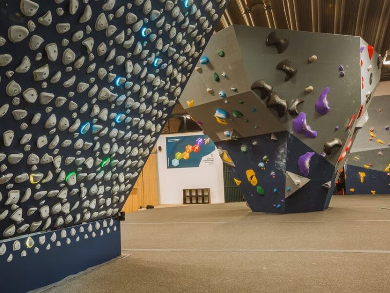 Crux - Climbing Center