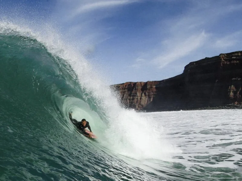 Feel Free Surf School - Carcavelos & Guincho // Classic Surf and Longboarding School // Beginners to Advanced Surfers