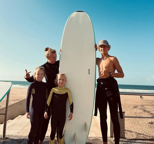 Pineapple Surf School