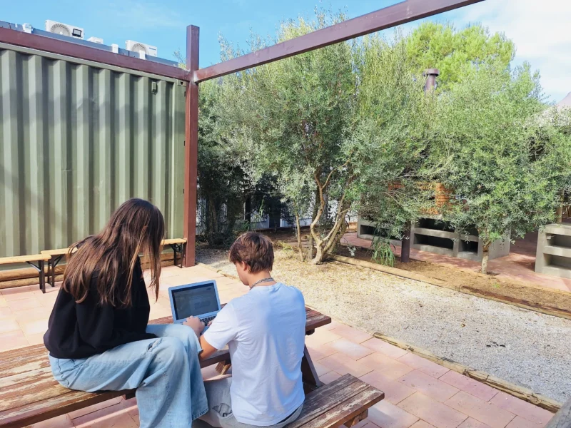 Aprendizes - International Active Learning School