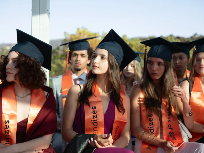 Aprendizes - International Active Learning School