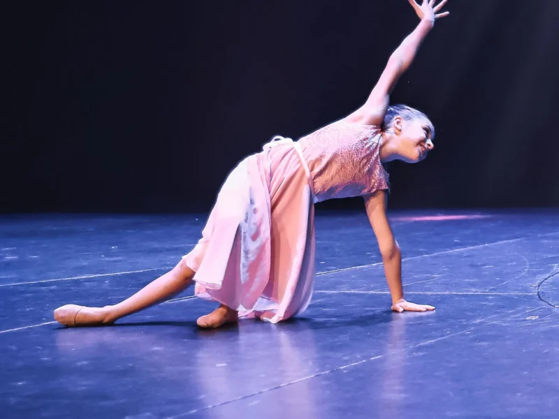 Cascais Dance Academy (School)